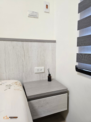 臥室 BEDROOM