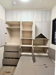 臥室 BEDROOM