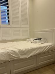 臥室 BEDROOM