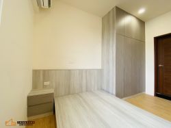臥室 BEDROOM