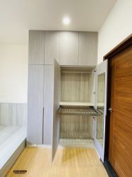 臥室 BEDROOM