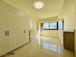 臥室 BEDROOM