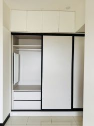 臥室 BEDROOM