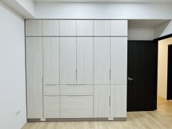 臥室 BEDROOM